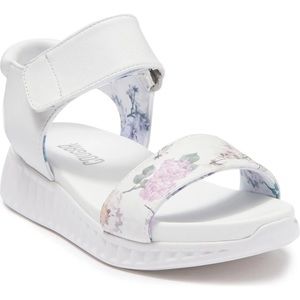 COUGAR Fiesta Platform Ankle Strap Sandals, size 9.